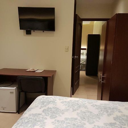 All Days Inn And Out サンサルバドル エクステリア 写真