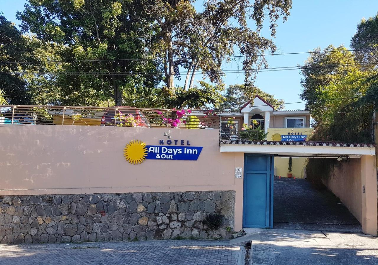 All Days Inn And Out サンサルバドル エクステリア 写真